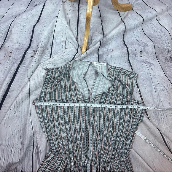 BCBGeneration shorts romper size small - Picture 4 of 8
